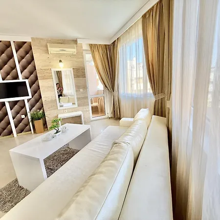 Apartment Emerald Paradise - Menada *