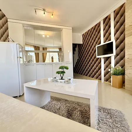 Emerald Paradise - Menada