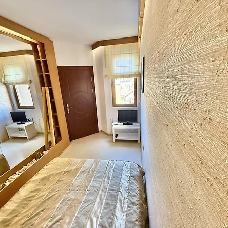 Apartment Emerald Paradise - Menada *