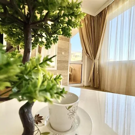 Emerald Paradise - Menada Sunny Beach