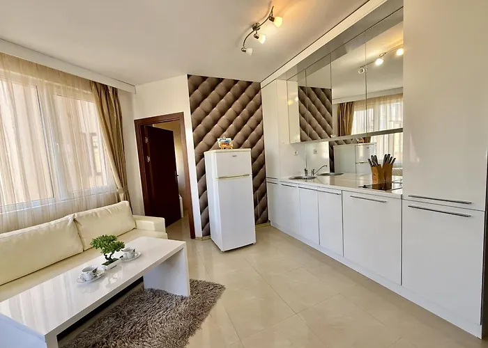 Emerald Paradise - Menada شقة