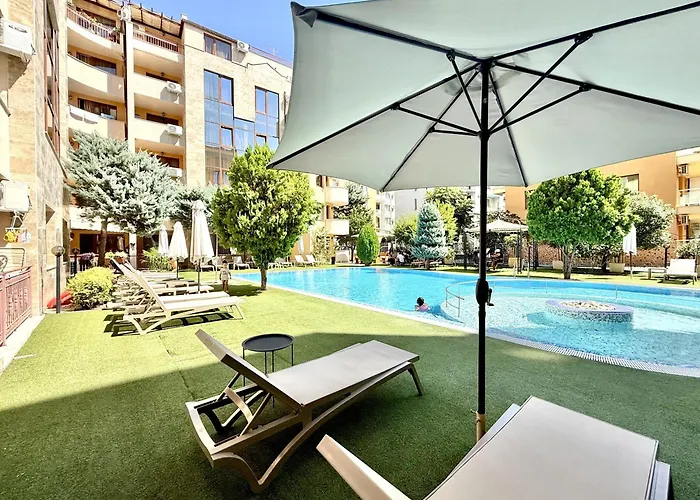 Emerald Paradise - Menada شقة